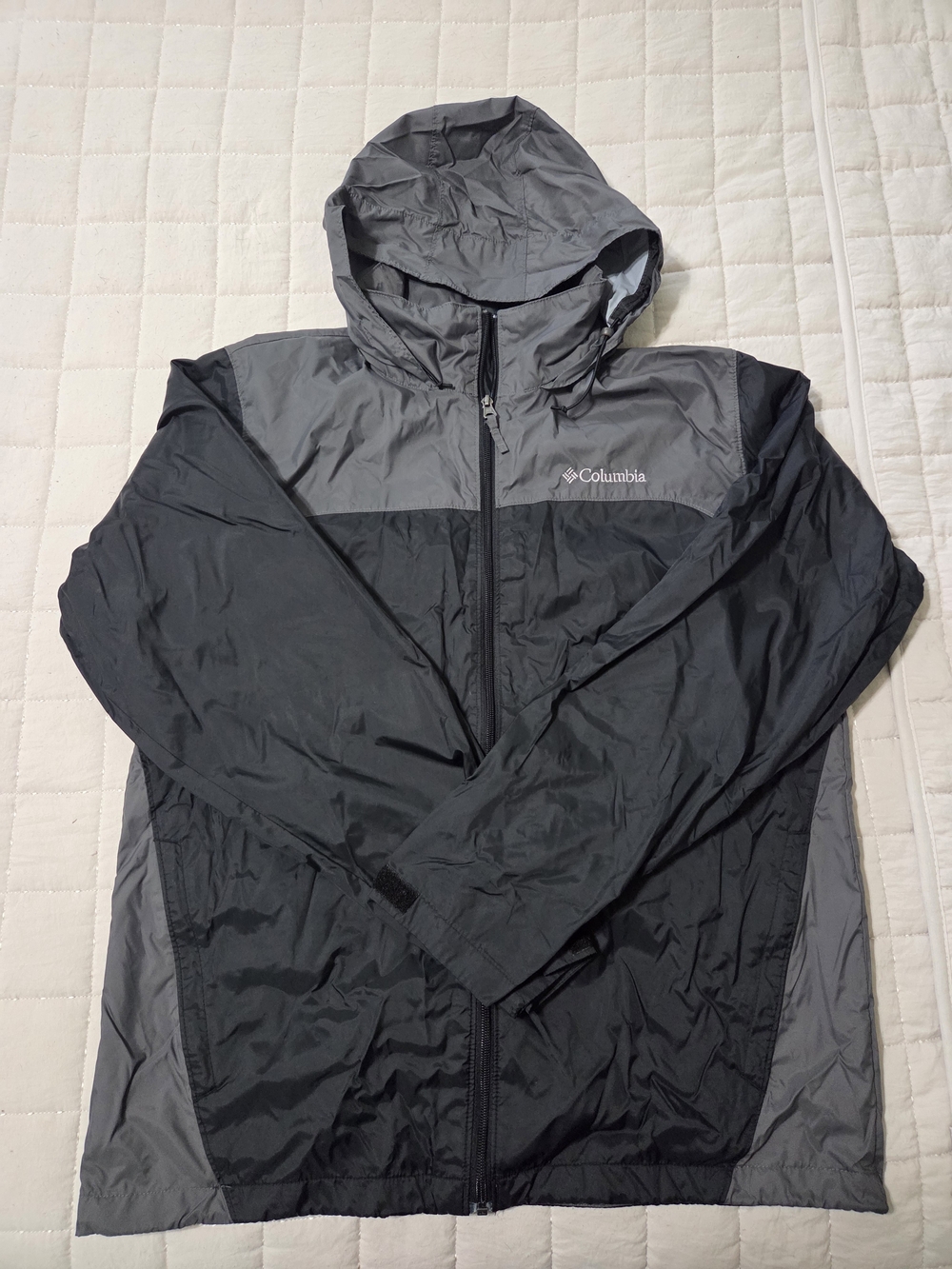 Columbia Men's Black and Gray Hooded Rain Shell